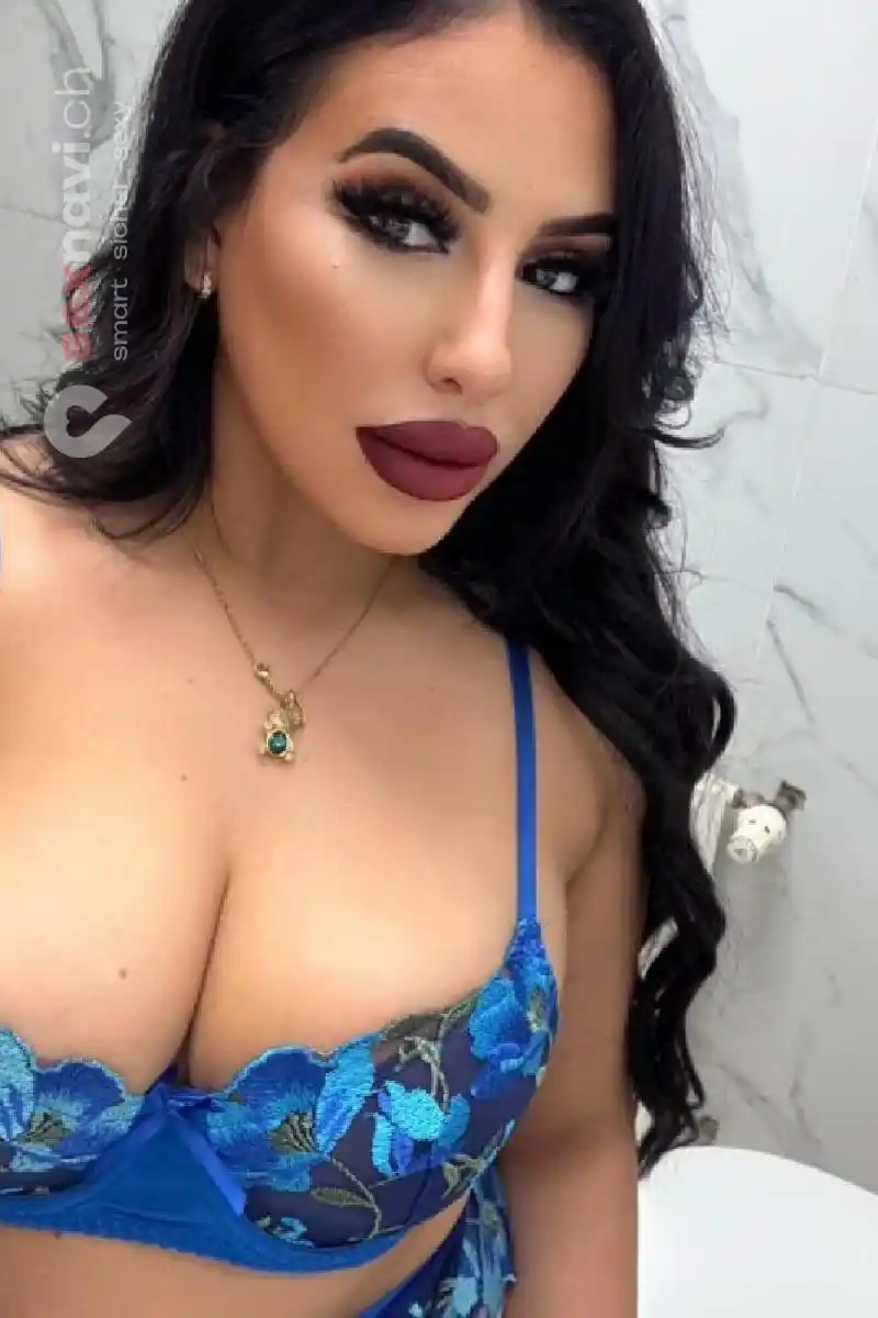 Dina Natur Brust Basel, Basel, Schweiz