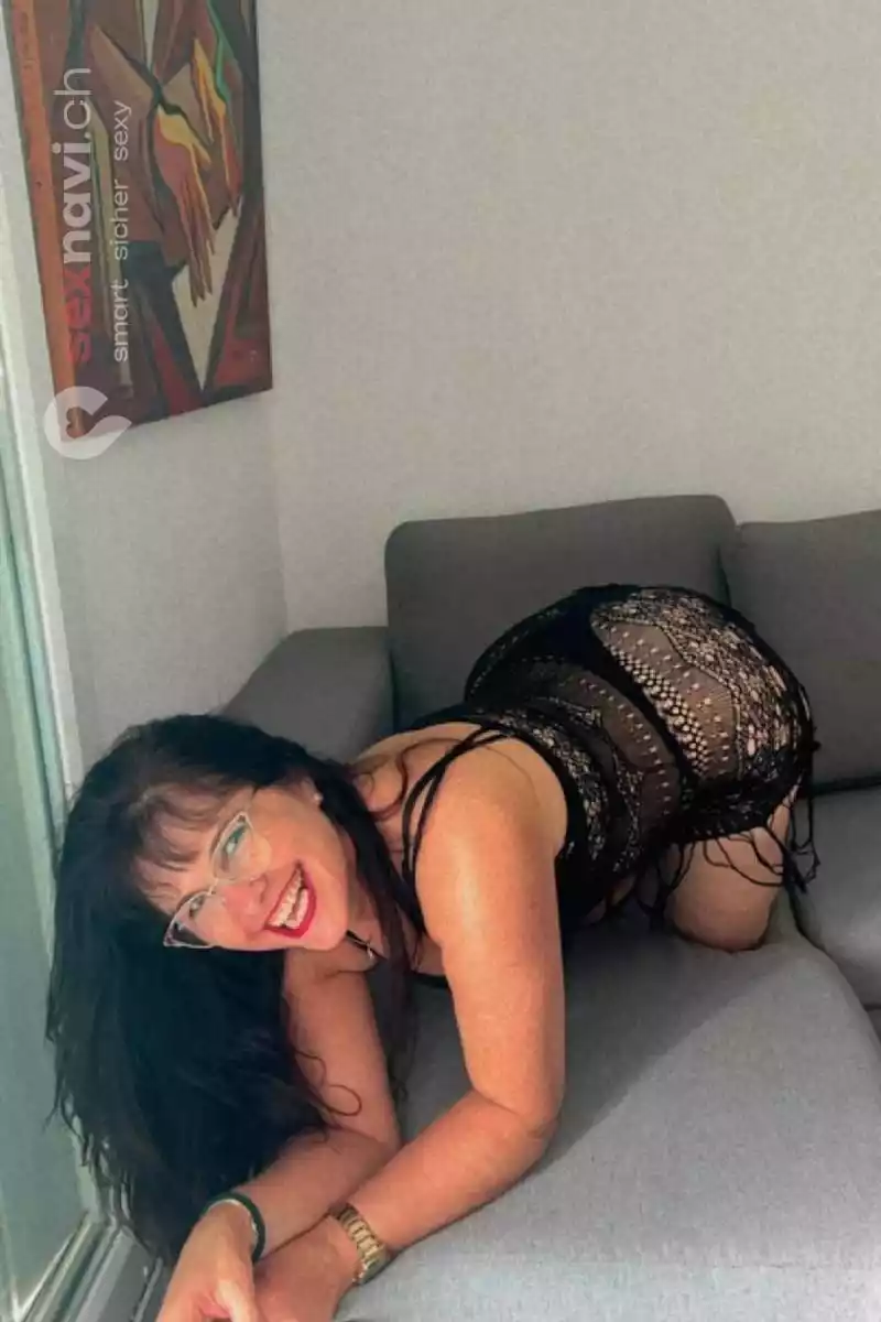 Rosi COUGAR COUGAR NYMHO Jura, Biel/Bienne, Schweiz, Neuchatel / Neuenburg, Fribourg / Freiburg