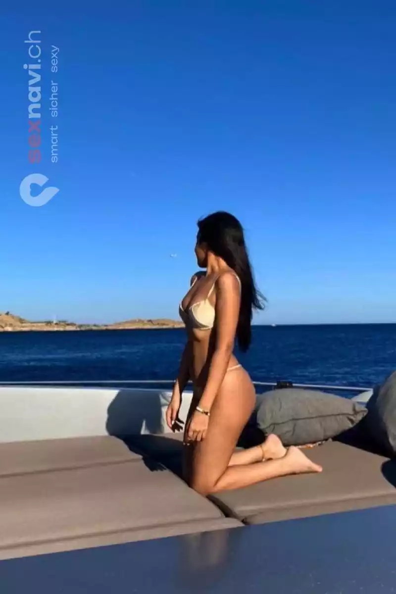 Selina Dauergeil (aus Deutschland Basel, Basel, Aargau, Schweiz, Solothurn