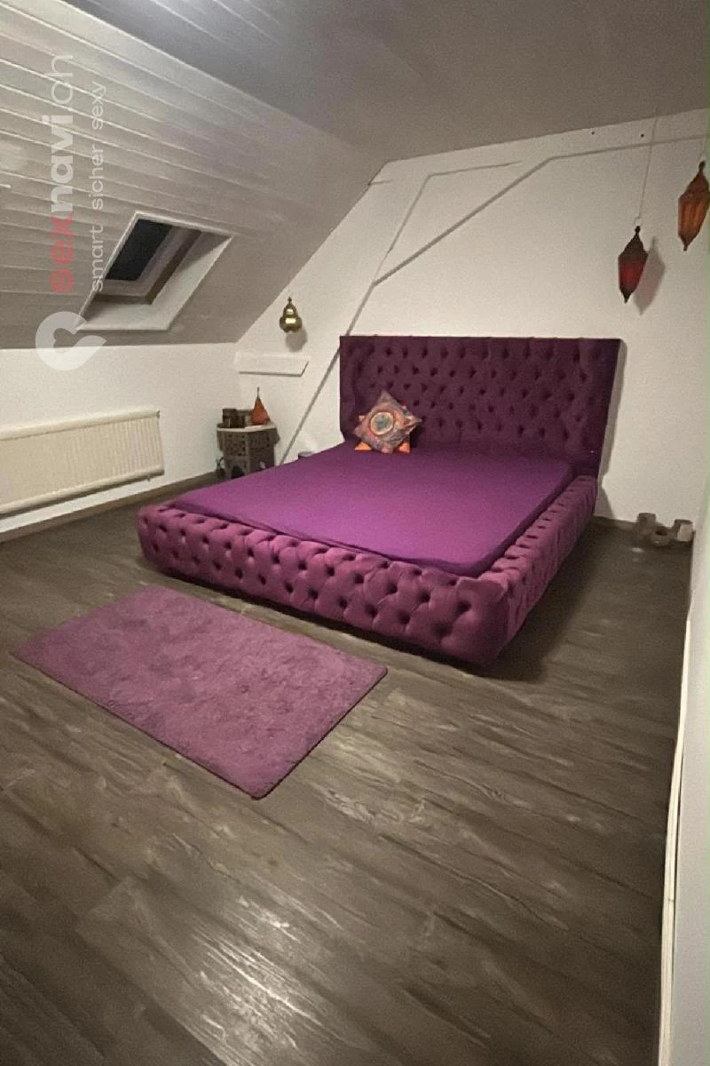 Pink Velvet house Stelle frei, gutes Gehalt.💸 Schweiz, Solothurn, Trimbach