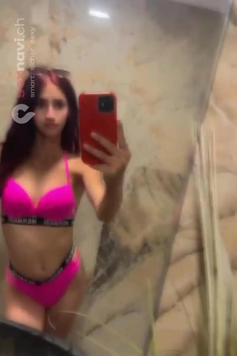 SKINNY-LENA Brandheiss... Masturbieren Zürich Umgebung, Schaffhausen, Zürich Stadt, Schweiz, Thayngen