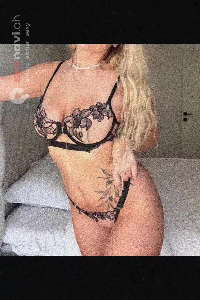Blonde Nutte Alles inklusive Anal und Sch Massaggio erotico Berna Regione, Argovia, Svizzera tedesca, Soletta