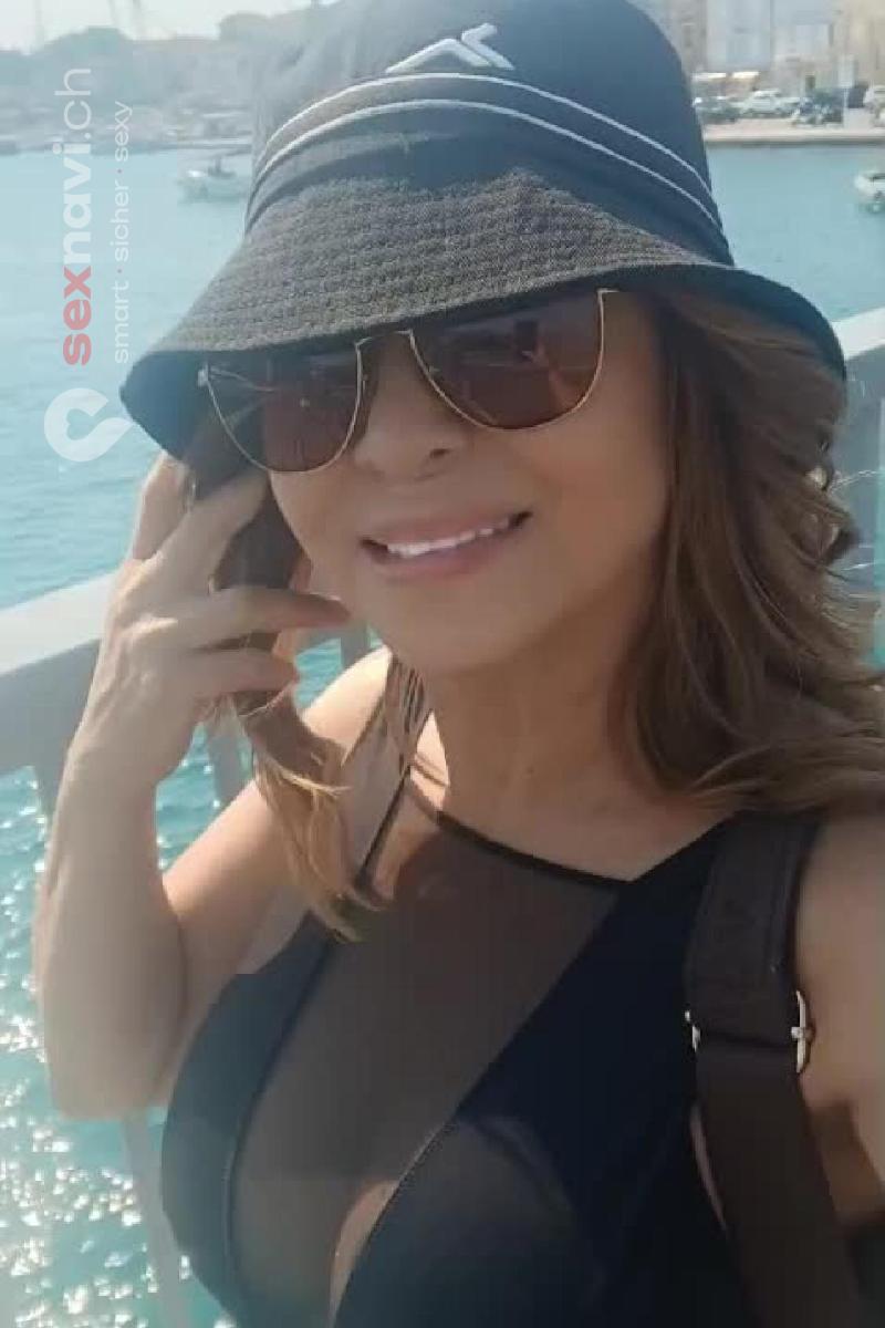 Lorena COUGAR SPANISH COUGAR ANAL SEX Kaviar KV (passiv) Jura, Schweiz, Neuchatel / Neuenburg, Fribourg / Freiburg