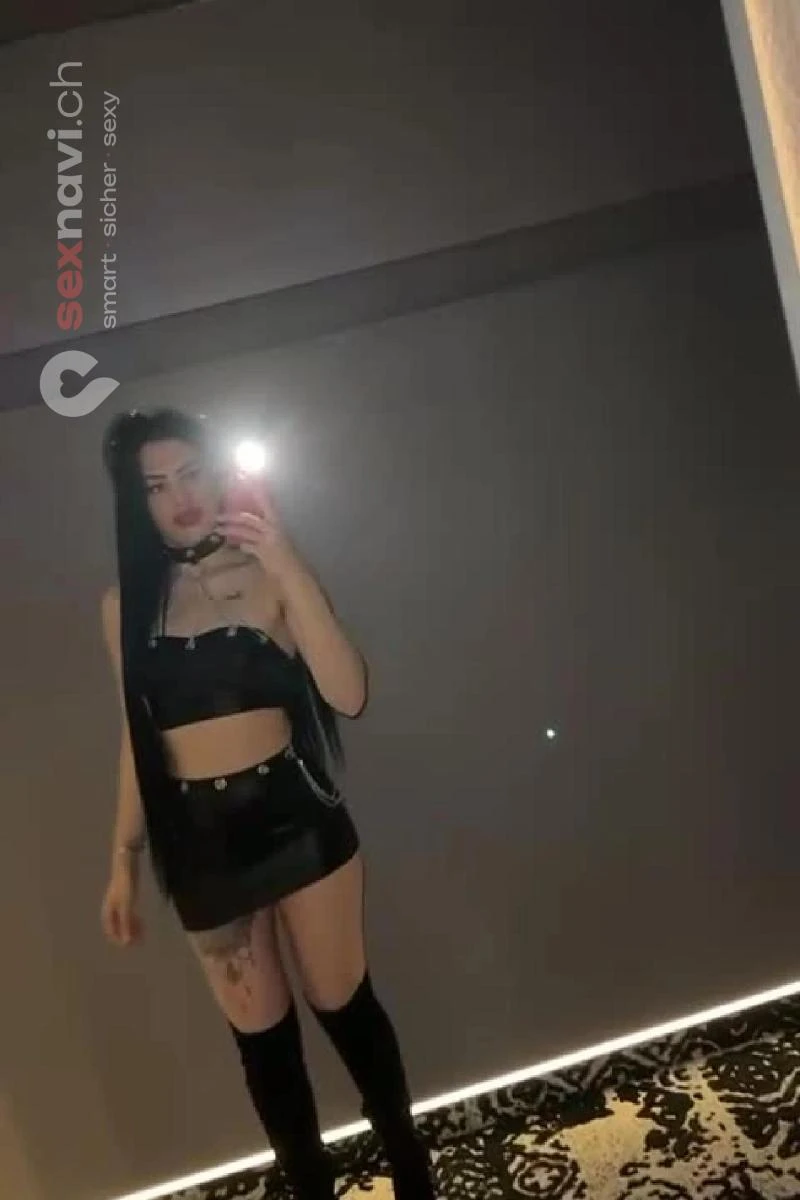 SCARLETT Scharf, nass und eng… Spanking (aktiv) Luzern, Zürich Stadt, Schweiz, Luzern , Schwyz