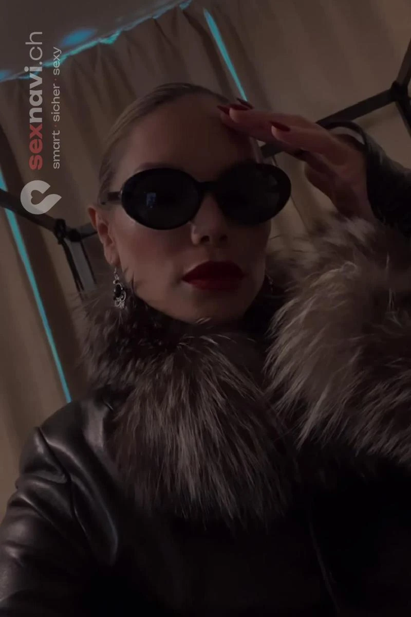 Lady Diyosa deutsche erfahrene Domina Mumifizierung Zürich Umgebung, Zürich Stadt, Aargau, Hindelbank, Schweiz