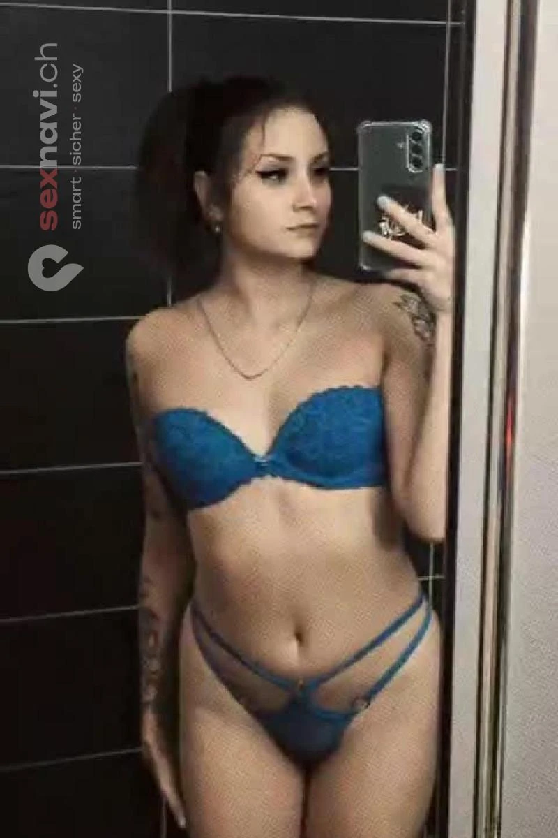 Liza Skinny xxx Mädchen Pompino scoperto San Gallo, Austria, Turgovia, Svizzera tedesca, Müllheim Dorf